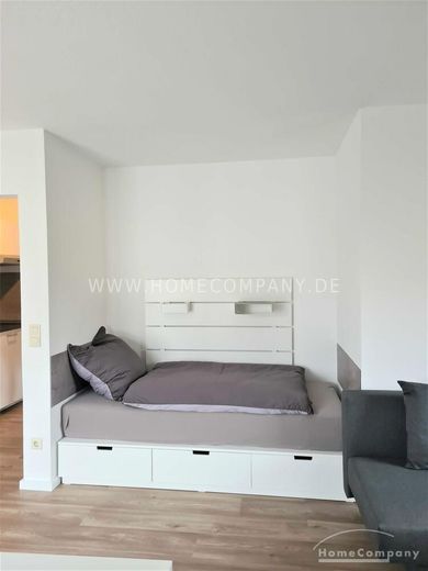 2202215 HomeCompany Dresden Möbliert/Furnished Studio Apartment mit Balkon in Dresden-Plauen max. 1 Person – 02f9583647a4c699325b553db83f1e3501275942.jpg