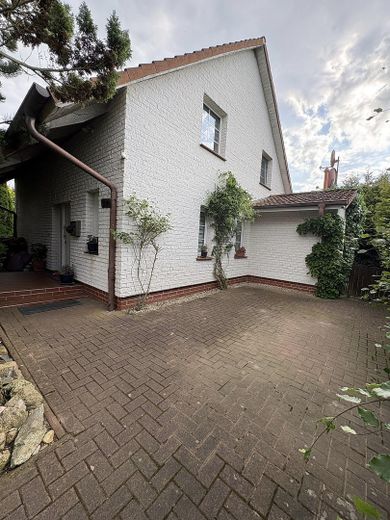 Ostseenähe-Massiv gebautes Einfamilienhaus zwischen Hansestadt und Ostsee – Foto 23