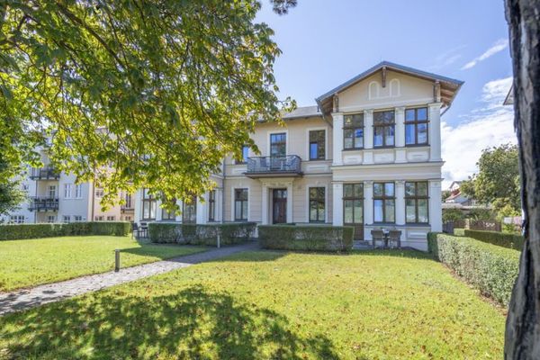 Villa Luna
Yukarıda. Açıkta. Baltık Denizi.