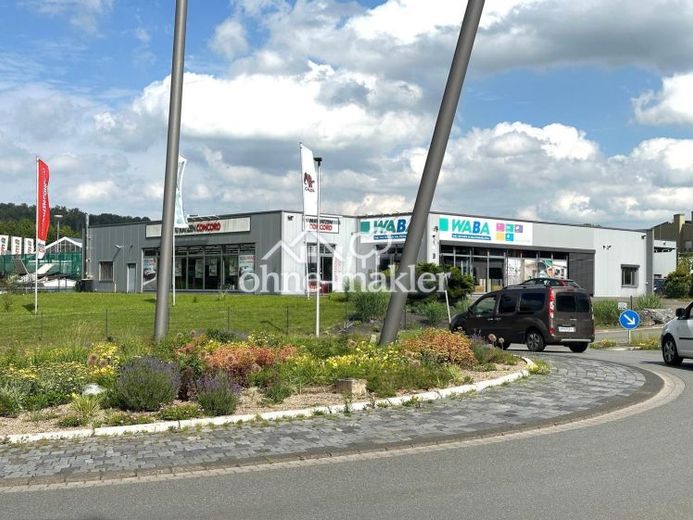Provisionsfrei 850 m² Gewerbeobjekt auf 3.000 m² Areal in Detmold – Top-Lage & baurechtlich flexibel – Foto 1