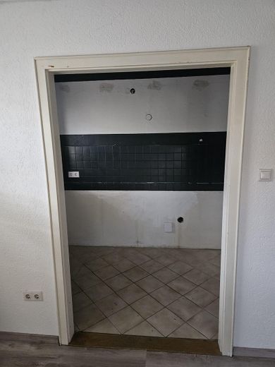 Doppelhaushälfte in Neuburg-Herrenwörth zur Vermietung – Foto 4