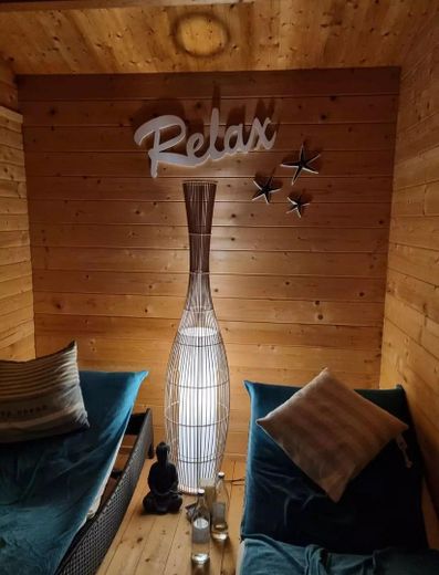 Traumhaus mit Einliegerwohnung in Saabrücken, Pool, Sauna, Klima .... – Ruhebereich innen