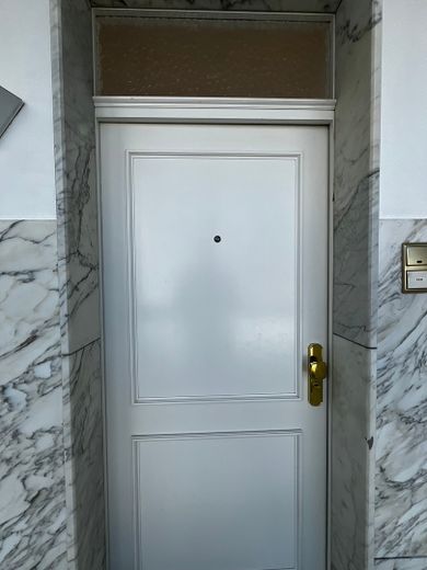 Wohnungstüre außen