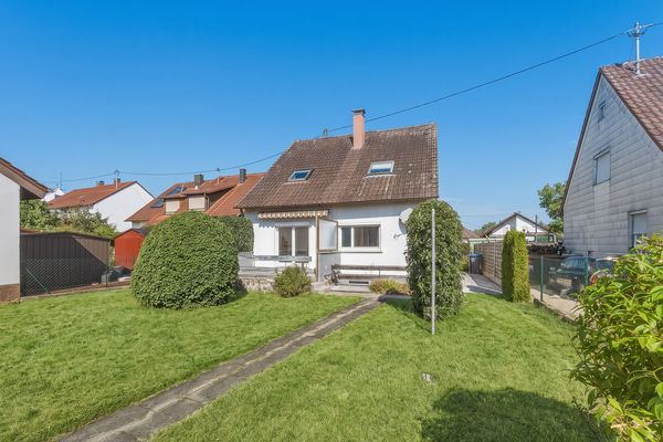 Familienhaus mit großem Garten und individuellem Gestaltungspotenzial