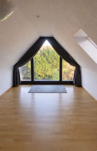 Charmantes Haus mit traumhaftem Garten – Foto 8