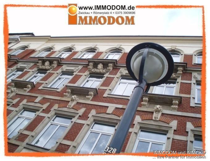 Schön geschnittene 3-Zimmer-Wohnung mit EINBAUKÜCHE, Personenaufzug, BALKON und Gäste-WC zu vermieten! – Fassade