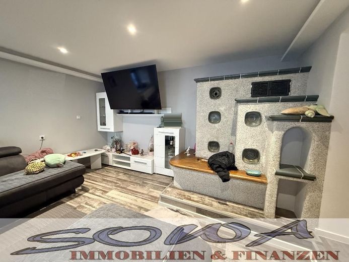 Modernisiertes Einfamilienhaus in Wellheim mit , Nebenräumen und Carport - Ein Objekt von Ihrem Immobilienpartner SOWA Immobilien und Finanzen – Bild 3
