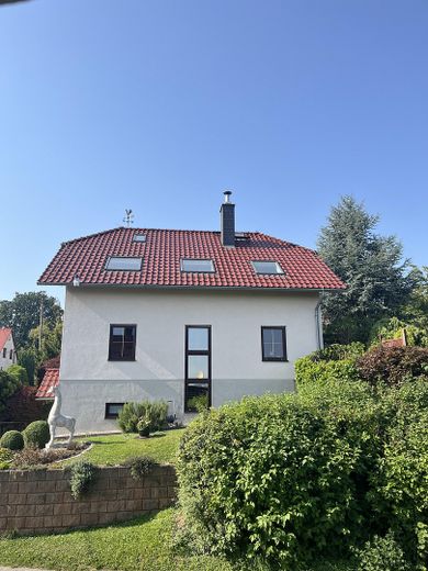 Casa unifamiliare indipendente ai confini immediati della città di Dresda – Seitenansicht Haus