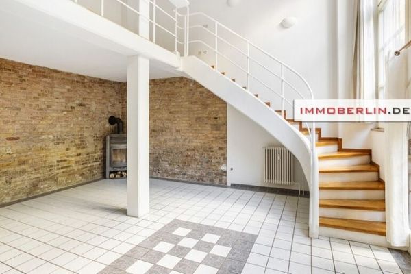 IMMOBERLIN.DE - Architekturjuwel! Sehr charmante Altbauwohnung mit Galerie