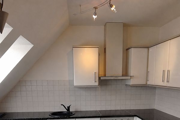 Rodzinna maisonette w Stadtfeld Ost: 160 m², 5,5 pokoju, balkon i 2 łazienki