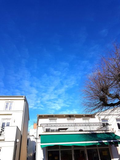 Maisonette mit Dachterrasse mitten in Warnemünde – Blick auf das Haus
