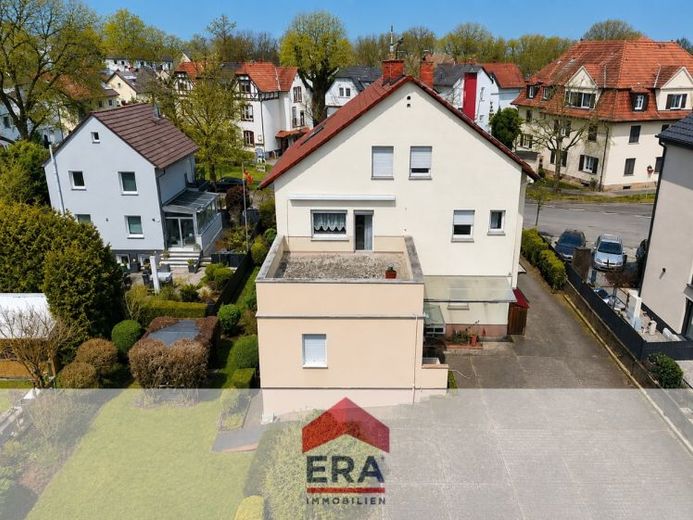 Mehrfamilienhaus mit Potenzial – Wohnen, Vermieten oder Investieren – Foto 1