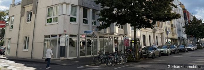 Moderno appartamento di 3 locali con balcone e giardino d’inverno, nonché posto auto in garage sotterraneo – Coblenza, Südliche Vorstadt