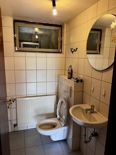 Family house for rent – Gäste WC