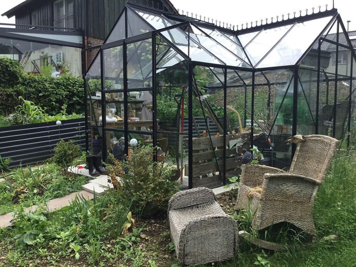 Außergewöhnliches Mehrgenerationenhaus mit großem Grundstück, Sauna und Wintergarten in Halver – Foto 8
