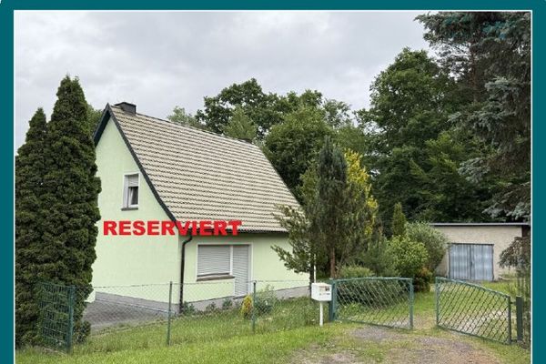 Terreno da sogno direttamente sul lago con casa unifamiliare a Krauschwitz in vendita