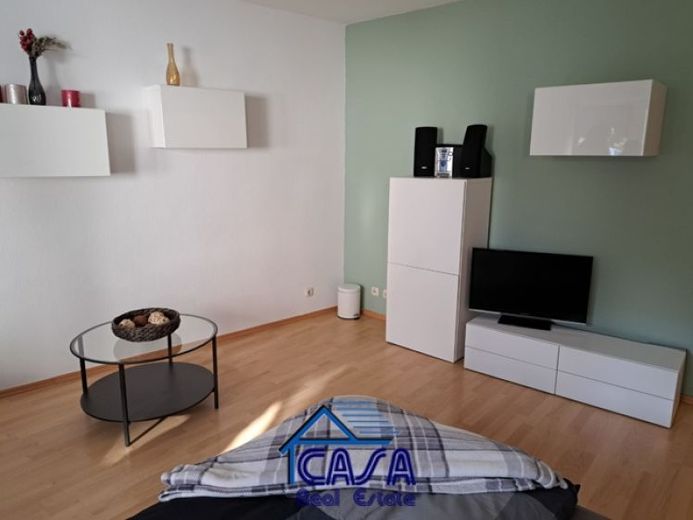 FUSSLÄUFIG ZUR SCHWEIZER STRASSE: modern eingerichtetes Apartment – Foto 1