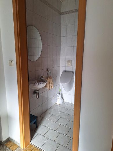 Casa residenziale con capannoni di stoccaggio senza commissioni – Foto 14