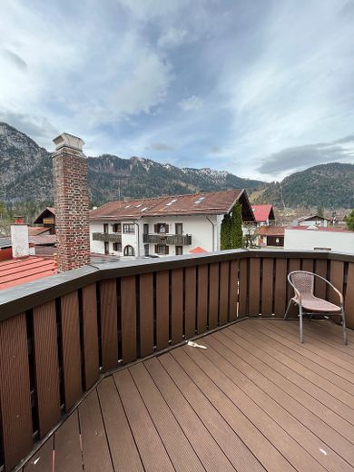 Zentral in Oberammergau- 3 Zimmer- Balkon mit Bergblick- 83qm - 1.OG – Balkon