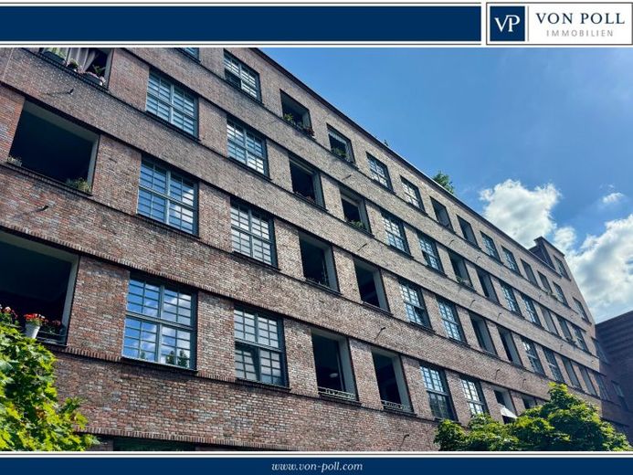 Industriedenkmal Castellum: Moderne 2-Zimmer-Wohnung mit großzügiger Loggia – Foto 1