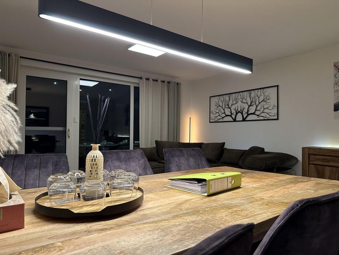 Wohn-/Esszimmer (4/4)