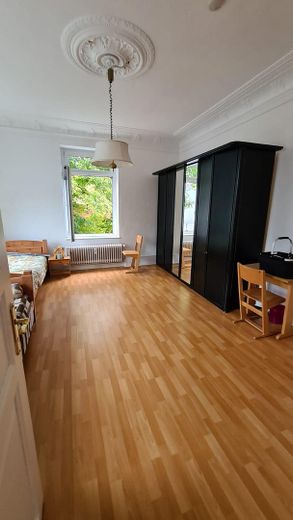 Investment property: Listed apartment building with potential – Schlafzimmer OG-Wohnung