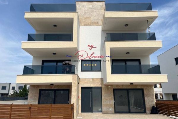 Privlaka - exklusive S-002 Wohnung 150m zum Strand
