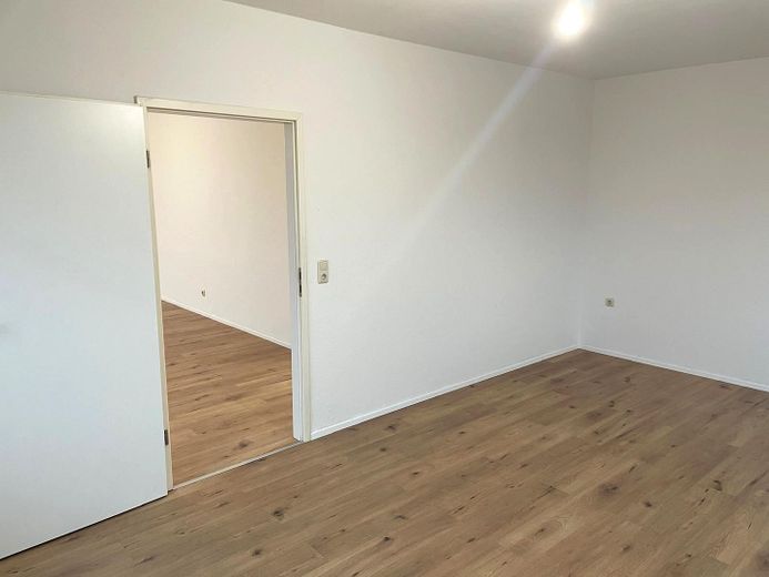 2-Raum-Wohnung mit Hinterhof – zentrale Lage Apolda – फोटो 4
