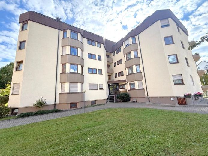 Schöne 4,5 Zimmer Wohnung in Laupheim zu vermieten – الصورة 1