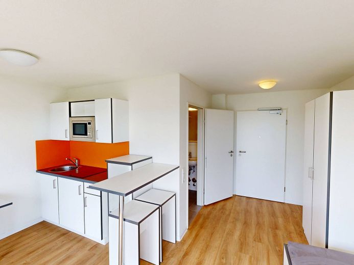 FOR STUDENTS ONLY: Modernes 1-Zimmer-Apartment mit EBK und ALL-IN-MIETE in Ottensen – Ansicht III: Wohn- und Schlaf…