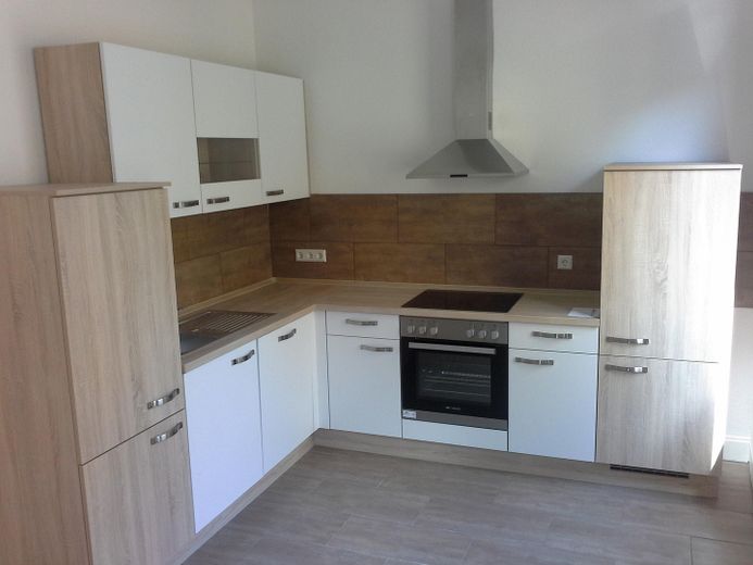 Sonnige 2 Zimmer Wohnung in Zentraler Lage in Rottenburg – Küchenzeile