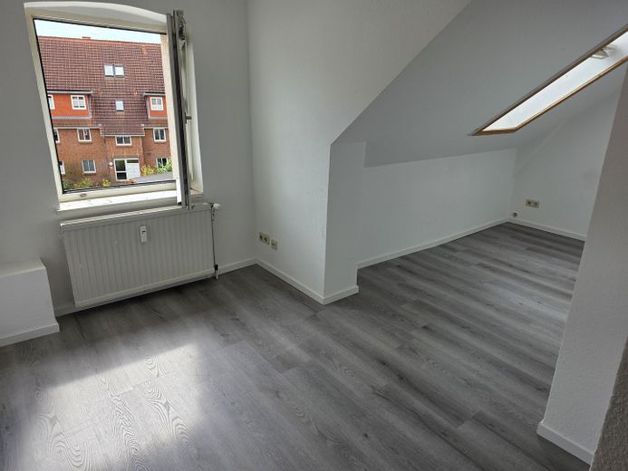Tolle Dachgeschoss Wohnung in Schönkirchen – Foto 5