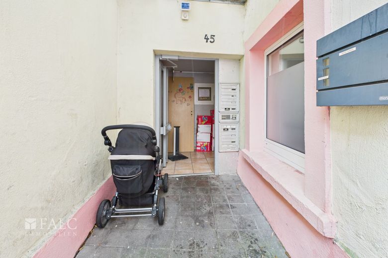 Renditestark! Mehrfamilienhaus / zwei Gewerbeeinheiten (Restaurant &amp; Imbiss) im Herzen der Villinger Altstadt – CAM04294G0-PR0028-STILL015