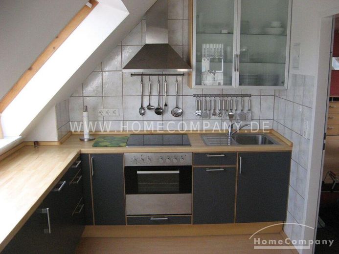 3 Zi.Whg., möbl., Balkon Richtung Süden, mit großer Wohndiele. – 8e0339bb4b5d32b7340eccbe99b62de777c3b324.jpg