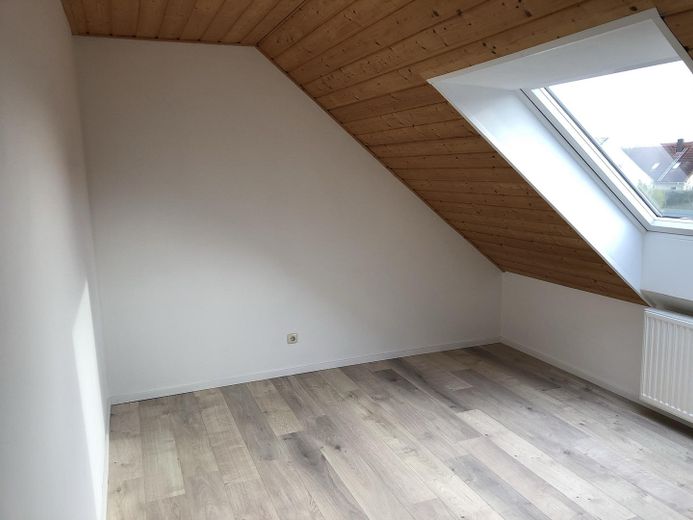 Wunderschöne Wohnung mit Balkon in bester Lage von Pöttmes – Zimmer 2
