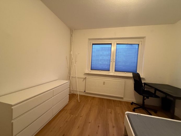 Möbliertes WG-Zimmer in Rostock – nur 490 € komplett inkl. Strom & Internet – Photo 2