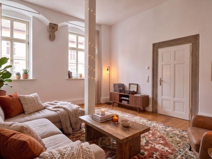 Small, charming and full of character – stylish ground-floor apartment for the perfect start to owning your own home – Photo 1