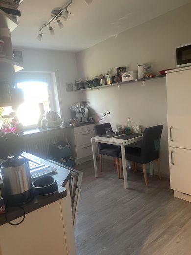 Schöne helle 3-Zimmerwohnung – Küche2