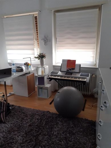 Vivienda familiar en ZW, disponible para alquilar a partir de noviembre/diciembre – Zimmer hinten rechts