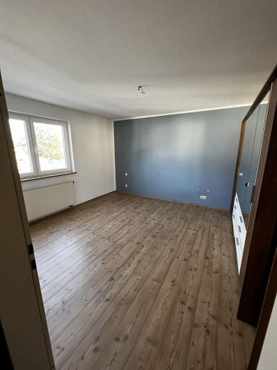 Helle 3-Zimmer-Wohnung in Nähe zum Bahnhof Mering – Schlafzimmer