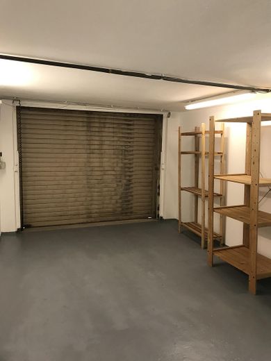 Freistehendes Einfamilienhaus mit Photovoltaikanlage auf sonnigem Grundstück in Berlin-Wittenau – unbeheizter Lagerraum