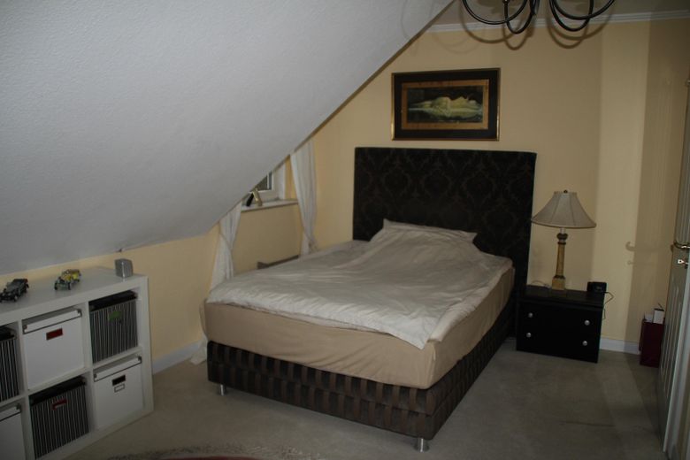 Schlafzimmer 2