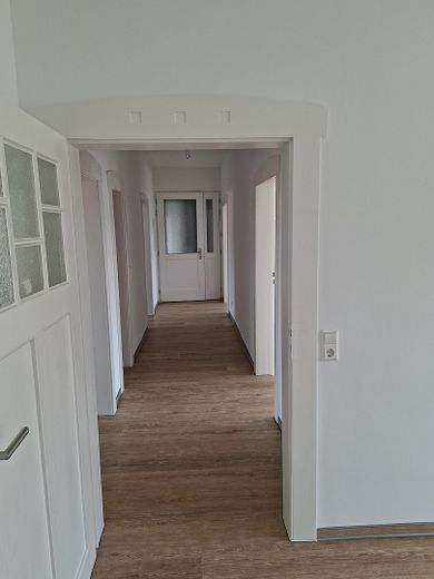Flur in Richtung Eingangstür