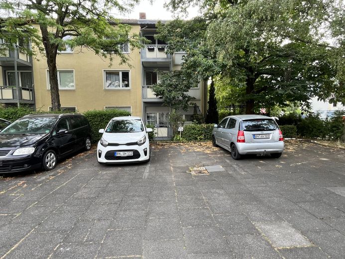 Top renovated 2-room apartment with balcony, car parking space - ready to move in immediately – Foto 20