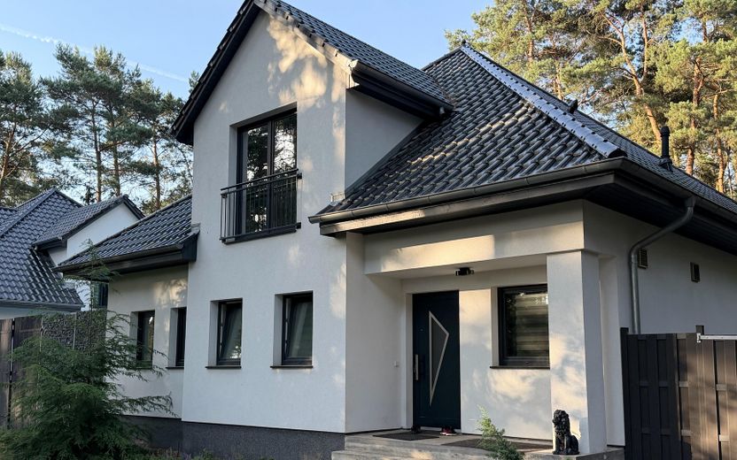 Wohnen im Herzen von Potsdam-Mittelmark – Haus rechts