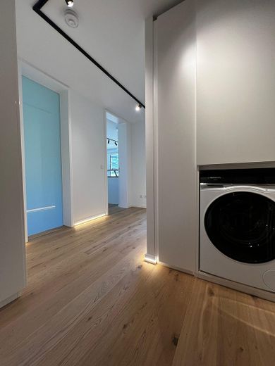 2-3-Zimmer Premium‑Apartment am Olympiapark – Erstbezug nach Vollsanierung mit flexiblem Grundriss – Waschtrockner
