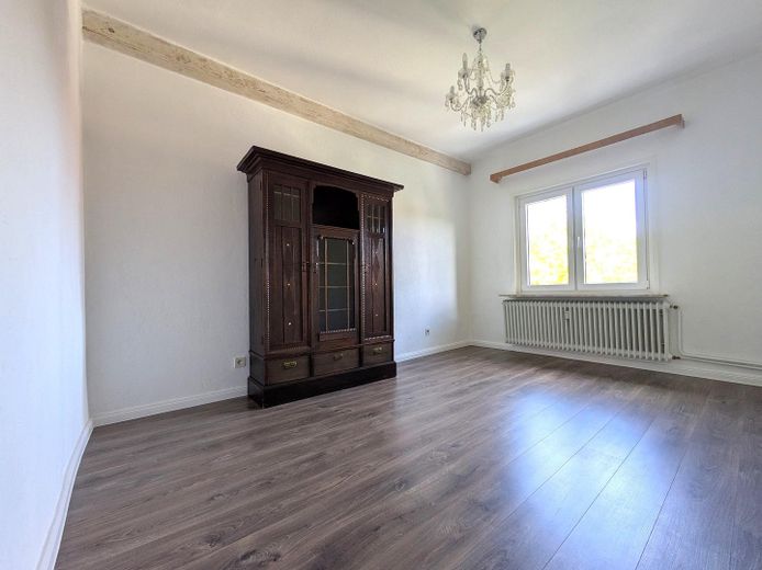 Charmant chez-soi ou investissement : emplacement central, sans commission – Schlafzimmer 