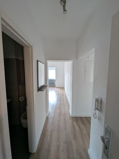 Merkezi Bonn konumunda 68 m² büyüklüğünde aydınlık 2,5 odalı daire – hemen taşınılabilir – Fotoğraf 1