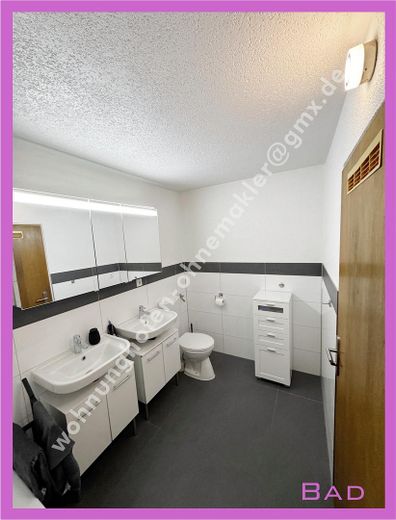 Charmante 3 Zimmer Wohnung in ruhiger Lage von Stuttgart-Hofen – Bad 2-2