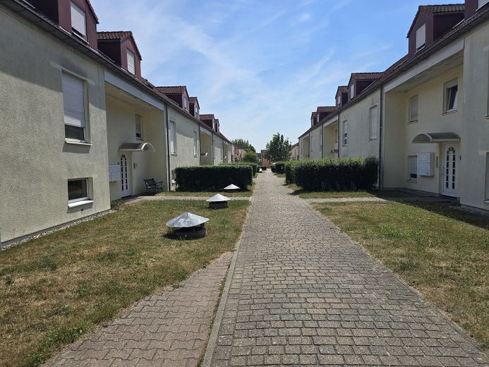 Helle Moderne 1-Zimmer Wohnung mit Einbauküche und Balkon in Motzen – Foto 30